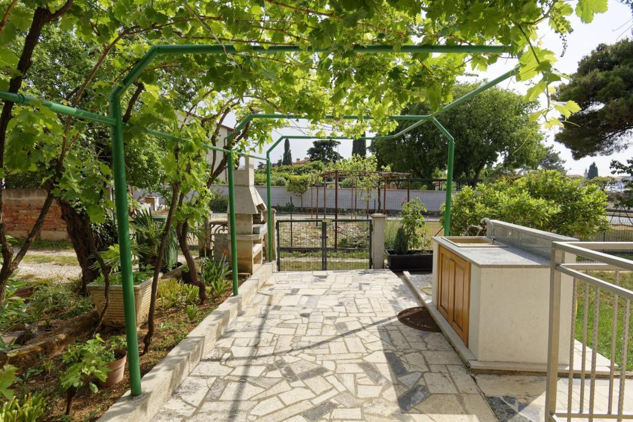 Apartment Patrik By Rent Istria Umago Esterno foto